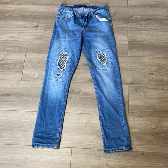 Twenty one Black Premium Distressed Patch Jeans - Picture 8 of 8